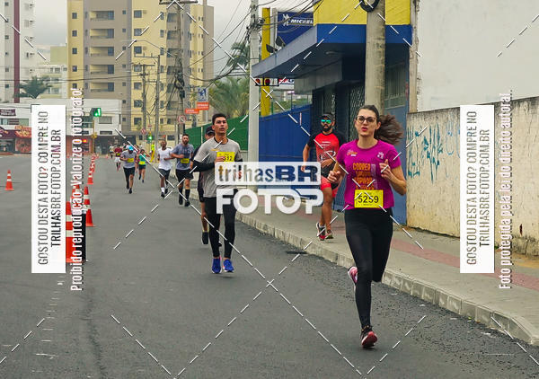 Buy your photos of the eventMeia Maratona de Blumenau on Fotop