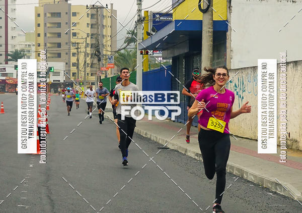Buy your photos of the eventMeia Maratona de Blumenau on Fotop