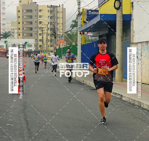 Buy your photos of the eventMeia Maratona de Blumenau on Fotop