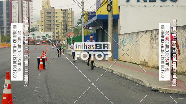 Buy your photos of the eventMeia Maratona de Blumenau on Fotop