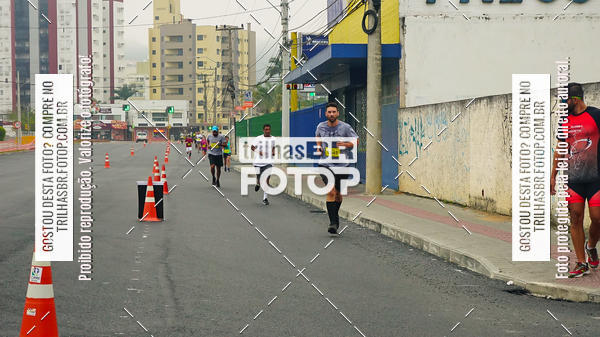 Buy your photos of the eventMeia Maratona de Blumenau on Fotop