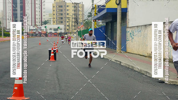 Buy your photos of the eventMeia Maratona de Blumenau on Fotop