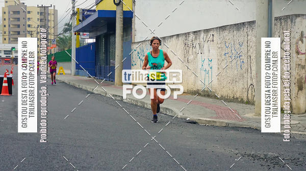 Buy your photos of the eventMeia Maratona de Blumenau on Fotop