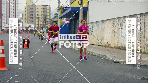 Buy your photos of the eventMeia Maratona de Blumenau on Fotop