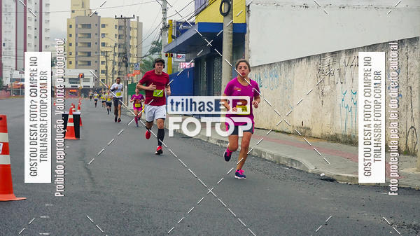 Buy your photos of the eventMeia Maratona de Blumenau on Fotop