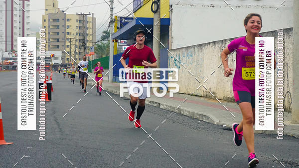 Buy your photos of the eventMeia Maratona de Blumenau on Fotop
