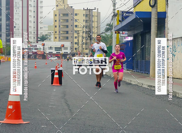 Buy your photos of the eventMeia Maratona de Blumenau on Fotop
