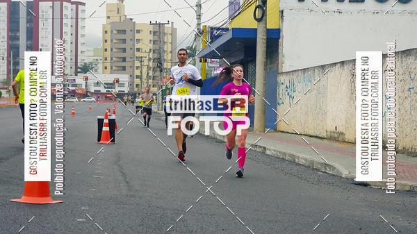 Buy your photos of the eventMeia Maratona de Blumenau on Fotop