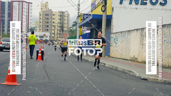 Buy your photos of the eventMeia Maratona de Blumenau on Fotop