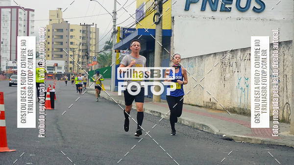 Buy your photos of the eventMeia Maratona de Blumenau on Fotop