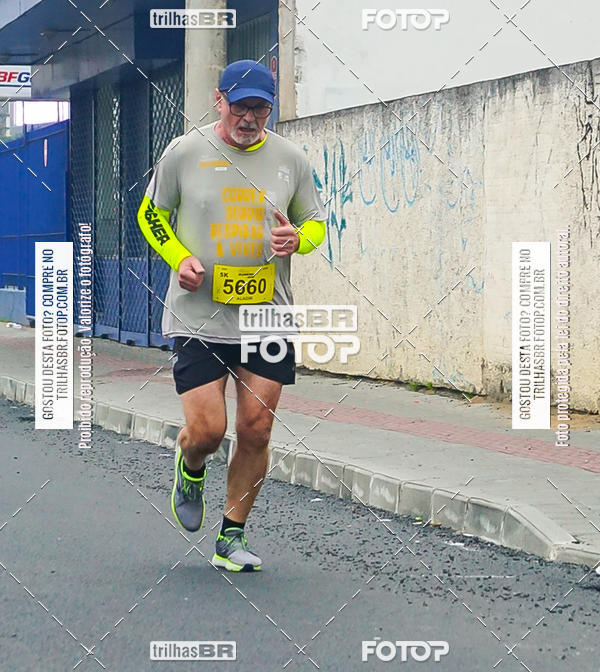 Buy your photos of the eventMeia Maratona de Blumenau on Fotop