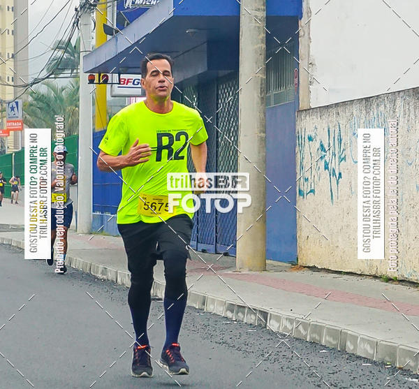 Buy your photos of the eventMeia Maratona de Blumenau on Fotop