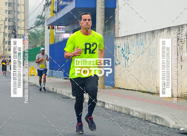 Buy your photos of the eventMeia Maratona de Blumenau on Fotop