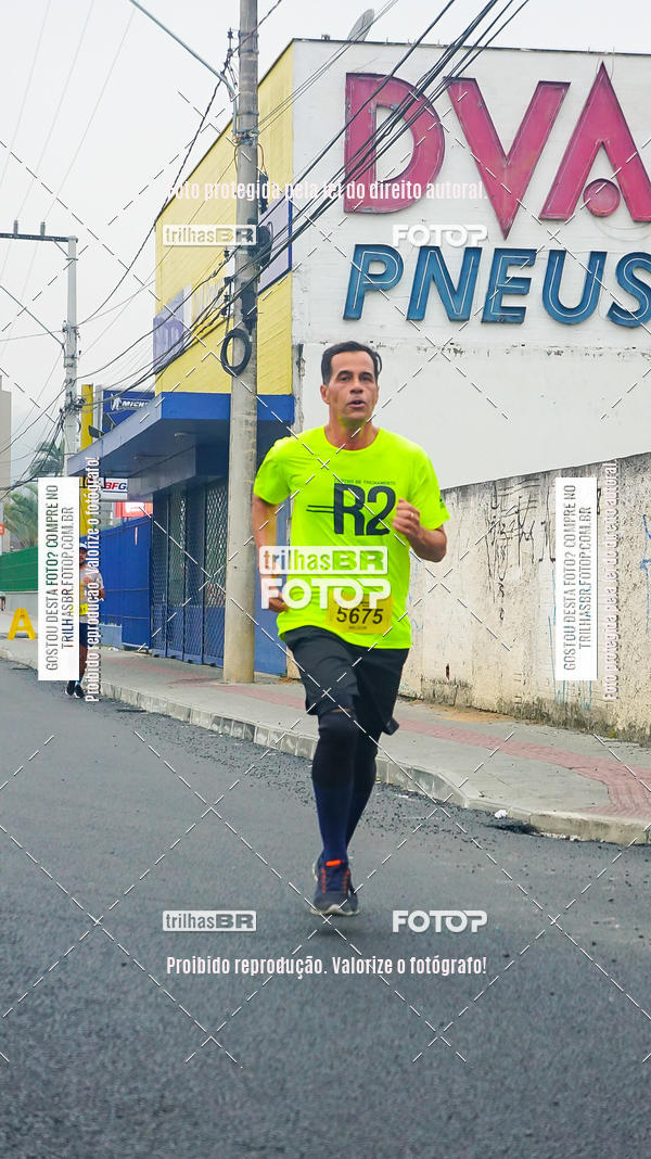 Buy your photos of the eventMeia Maratona de Blumenau on Fotop
