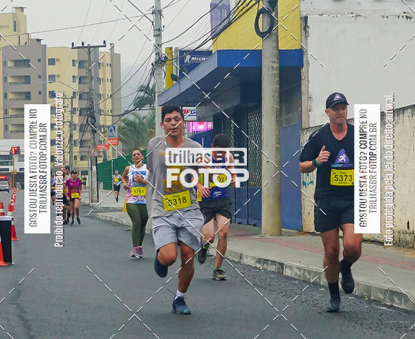 Buy your photos of the eventMeia Maratona de Blumenau on Fotop