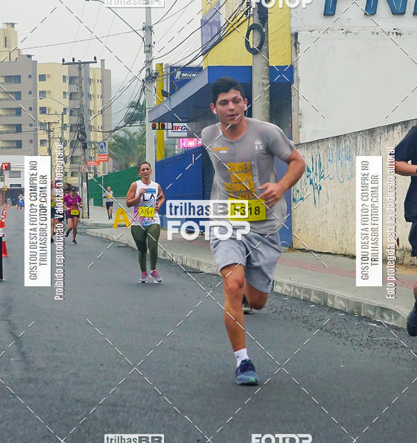 Buy your photos of the eventMeia Maratona de Blumenau on Fotop