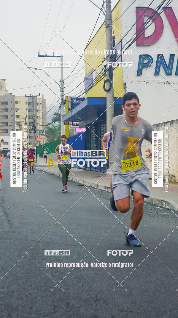 Buy your photos of the eventMeia Maratona de Blumenau on Fotop