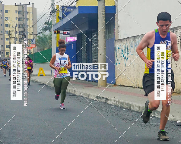 Buy your photos of the eventMeia Maratona de Blumenau on Fotop