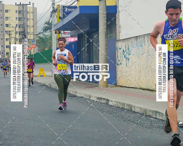 Buy your photos of the eventMeia Maratona de Blumenau on Fotop