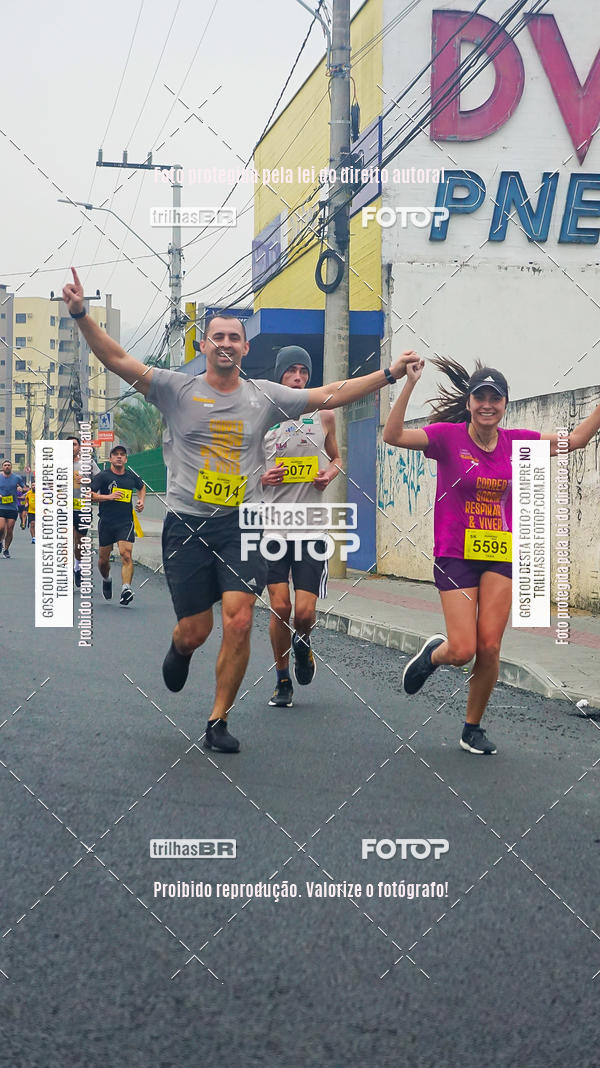 Buy your photos of the eventMeia Maratona de Blumenau on Fotop