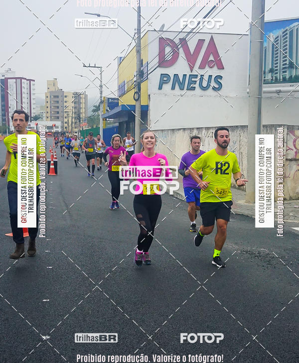 Buy your photos of the eventMeia Maratona de Blumenau on Fotop