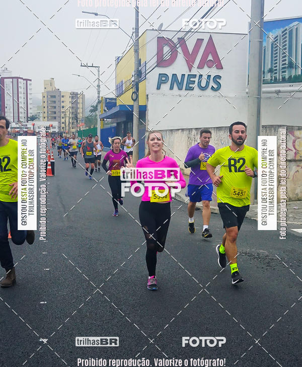 Buy your photos of the eventMeia Maratona de Blumenau on Fotop