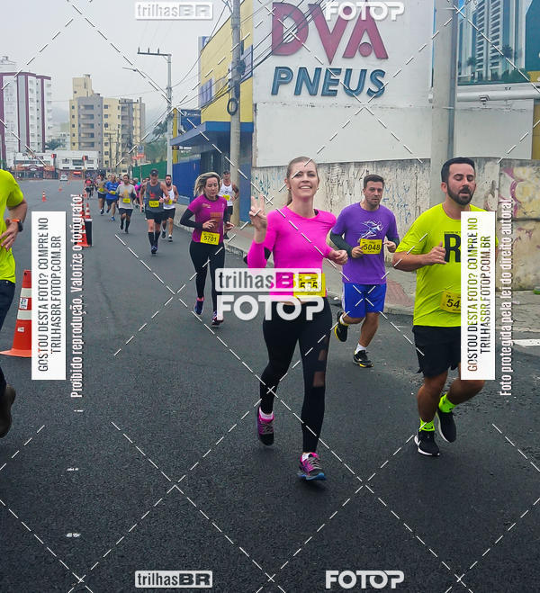 Buy your photos of the eventMeia Maratona de Blumenau on Fotop