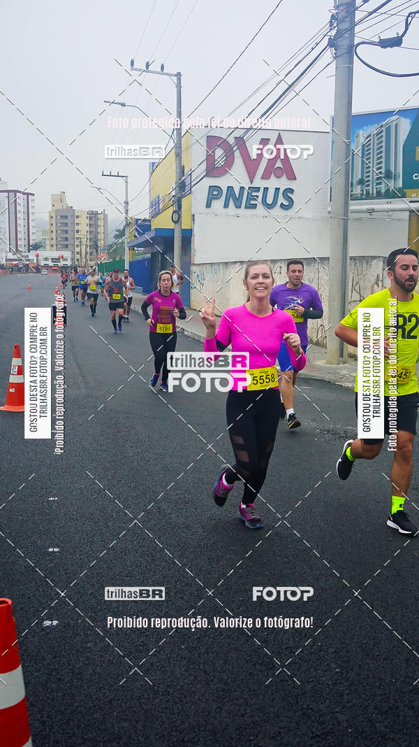 Buy your photos of the eventMeia Maratona de Blumenau on Fotop