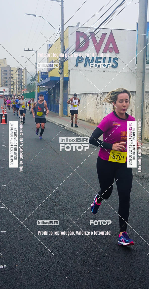 Buy your photos of the eventMeia Maratona de Blumenau on Fotop
