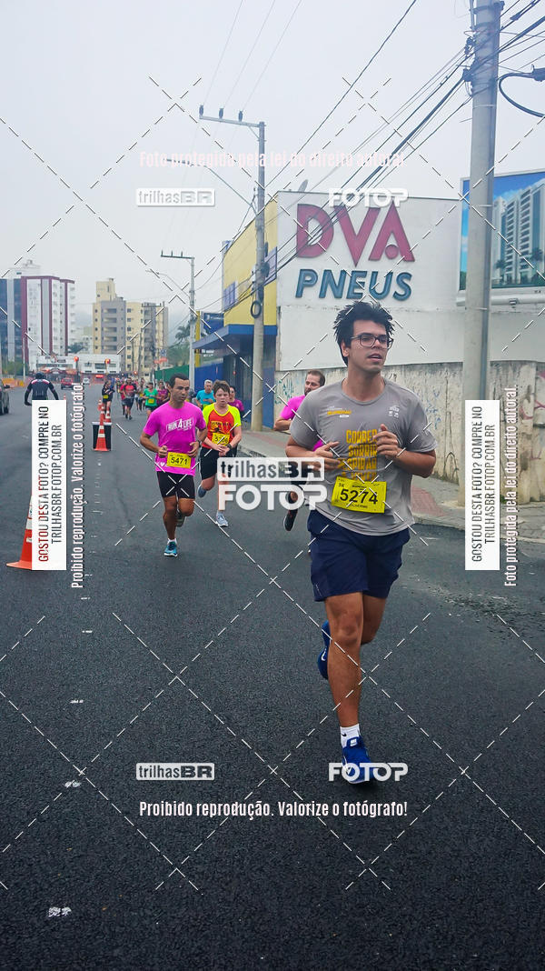 Buy your photos of the eventMeia Maratona de Blumenau on Fotop
