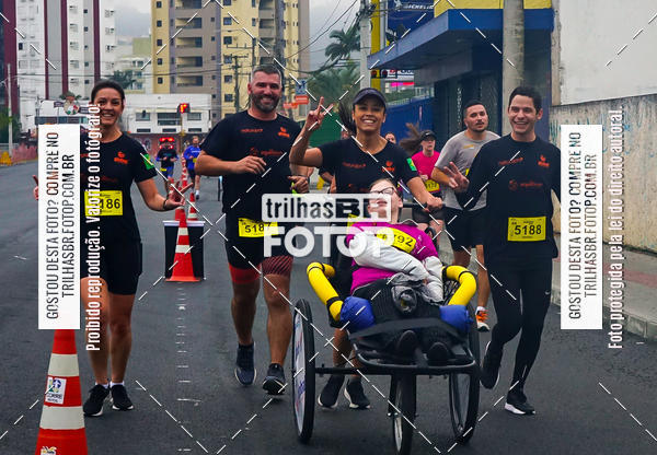 Buy your photos of the eventMeia Maratona de Blumenau on Fotop