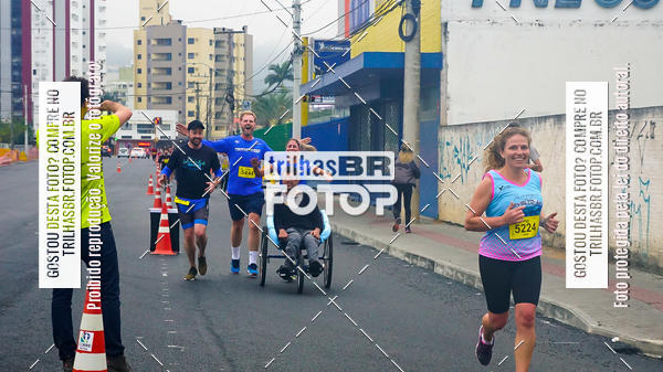 Buy your photos of the eventMeia Maratona de Blumenau on Fotop