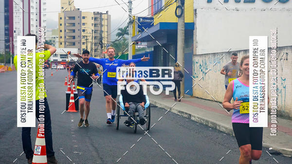 Buy your photos of the eventMeia Maratona de Blumenau on Fotop
