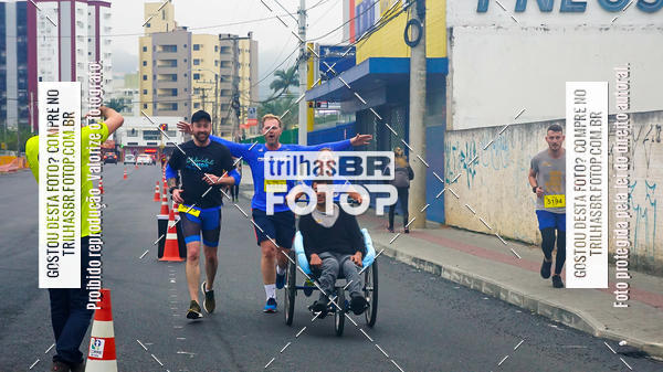 Buy your photos of the eventMeia Maratona de Blumenau on Fotop