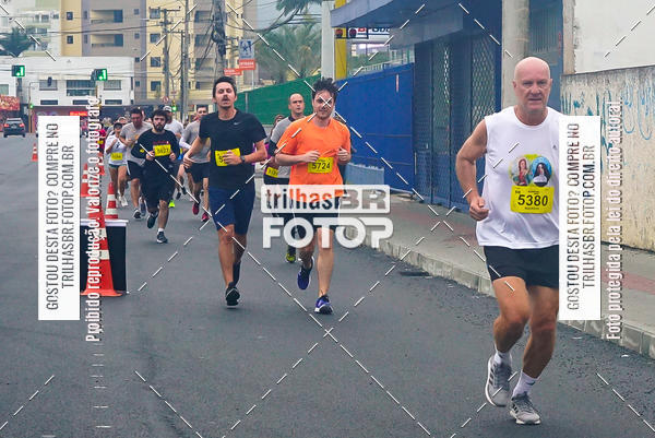 Buy your photos of the eventMeia Maratona de Blumenau on Fotop