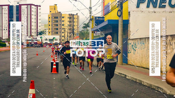 Buy your photos of the eventMeia Maratona de Blumenau on Fotop