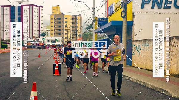 Buy your photos of the eventMeia Maratona de Blumenau on Fotop