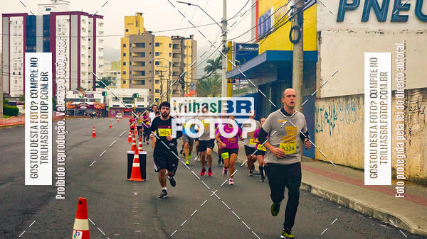 Buy your photos of the eventMeia Maratona de Blumenau on Fotop