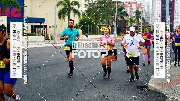 Buy your photos of the eventMeia Maratona de Blumenau on Fotop