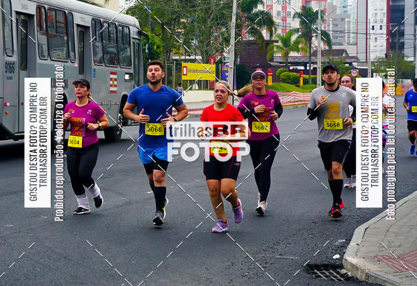 Buy your photos of the eventMeia Maratona de Blumenau on Fotop