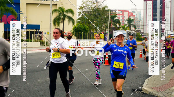 Buy your photos of the eventMeia Maratona de Blumenau on Fotop