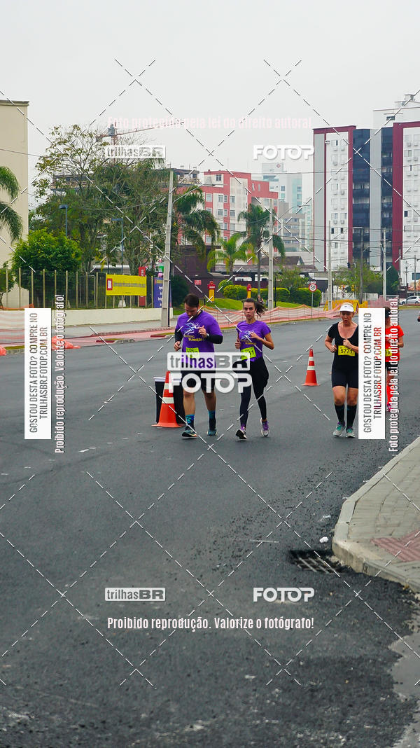 Buy your photos of the eventMeia Maratona de Blumenau on Fotop