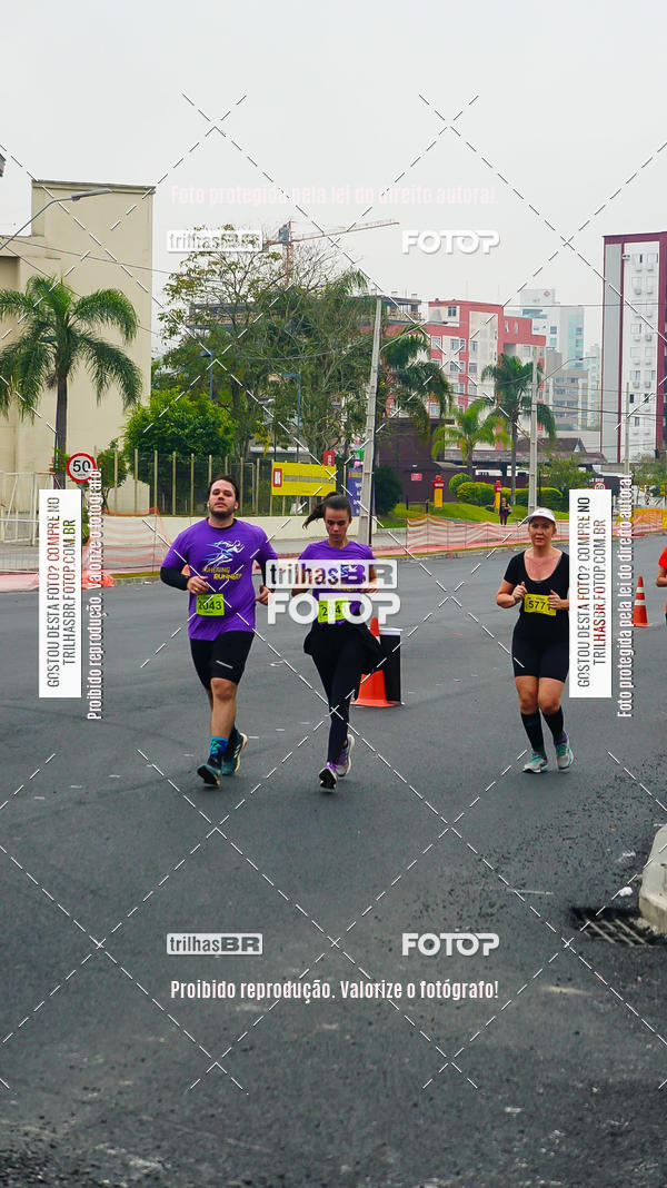 Buy your photos of the eventMeia Maratona de Blumenau on Fotop