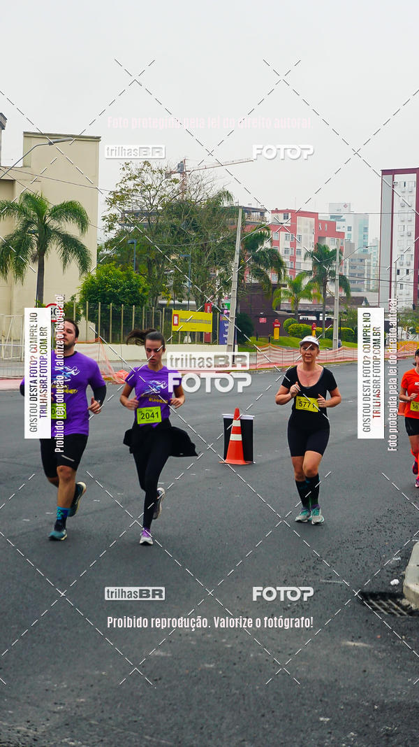 Buy your photos of the eventMeia Maratona de Blumenau on Fotop