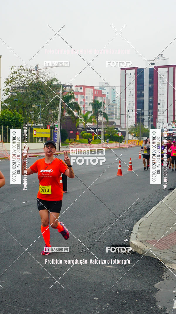 Buy your photos of the eventMeia Maratona de Blumenau on Fotop
