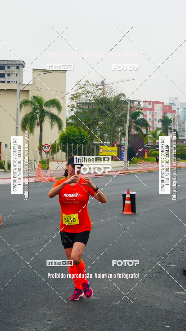Buy your photos of the eventMeia Maratona de Blumenau on Fotop