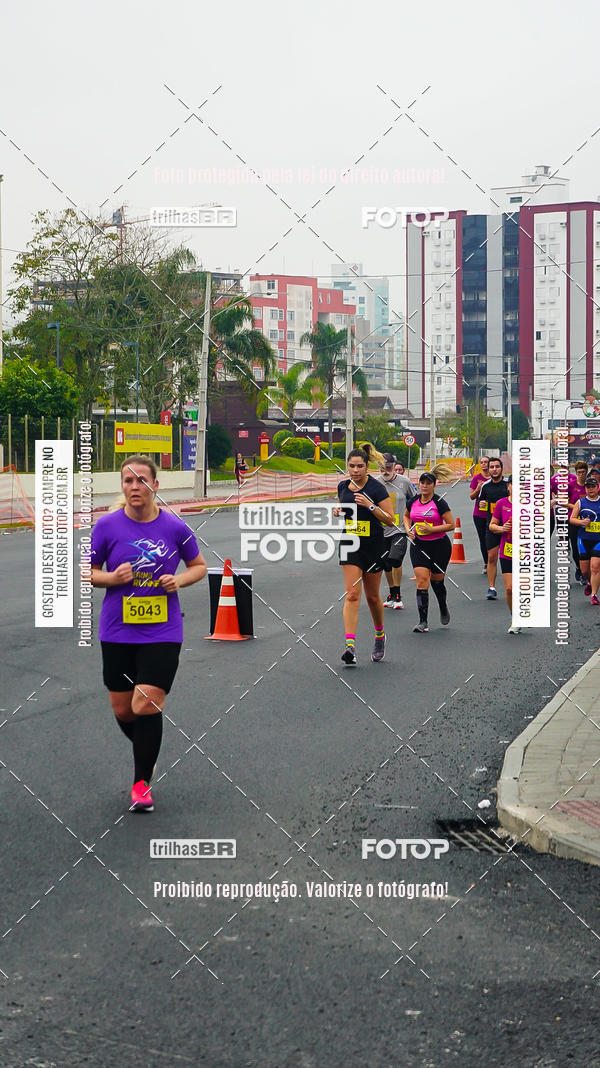 Buy your photos of the eventMeia Maratona de Blumenau on Fotop