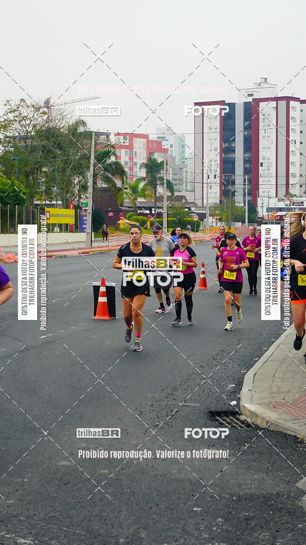 Buy your photos of the eventMeia Maratona de Blumenau on Fotop