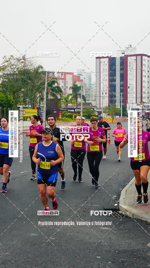 Buy your photos of the eventMeia Maratona de Blumenau on Fotop