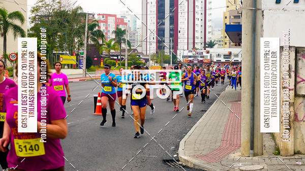 Buy your photos of the eventMeia Maratona de Blumenau on Fotop